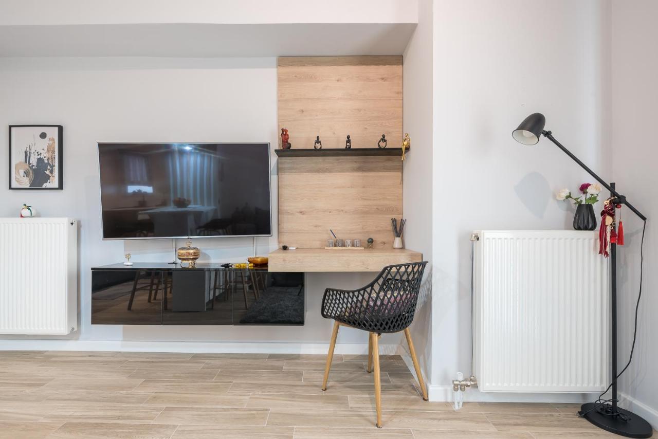 Comfy And Modern Apartment Athens Exterior photo